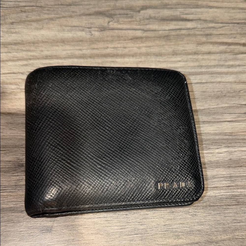 Prada Men’s Black Saffiano Leather Bifold Wallet